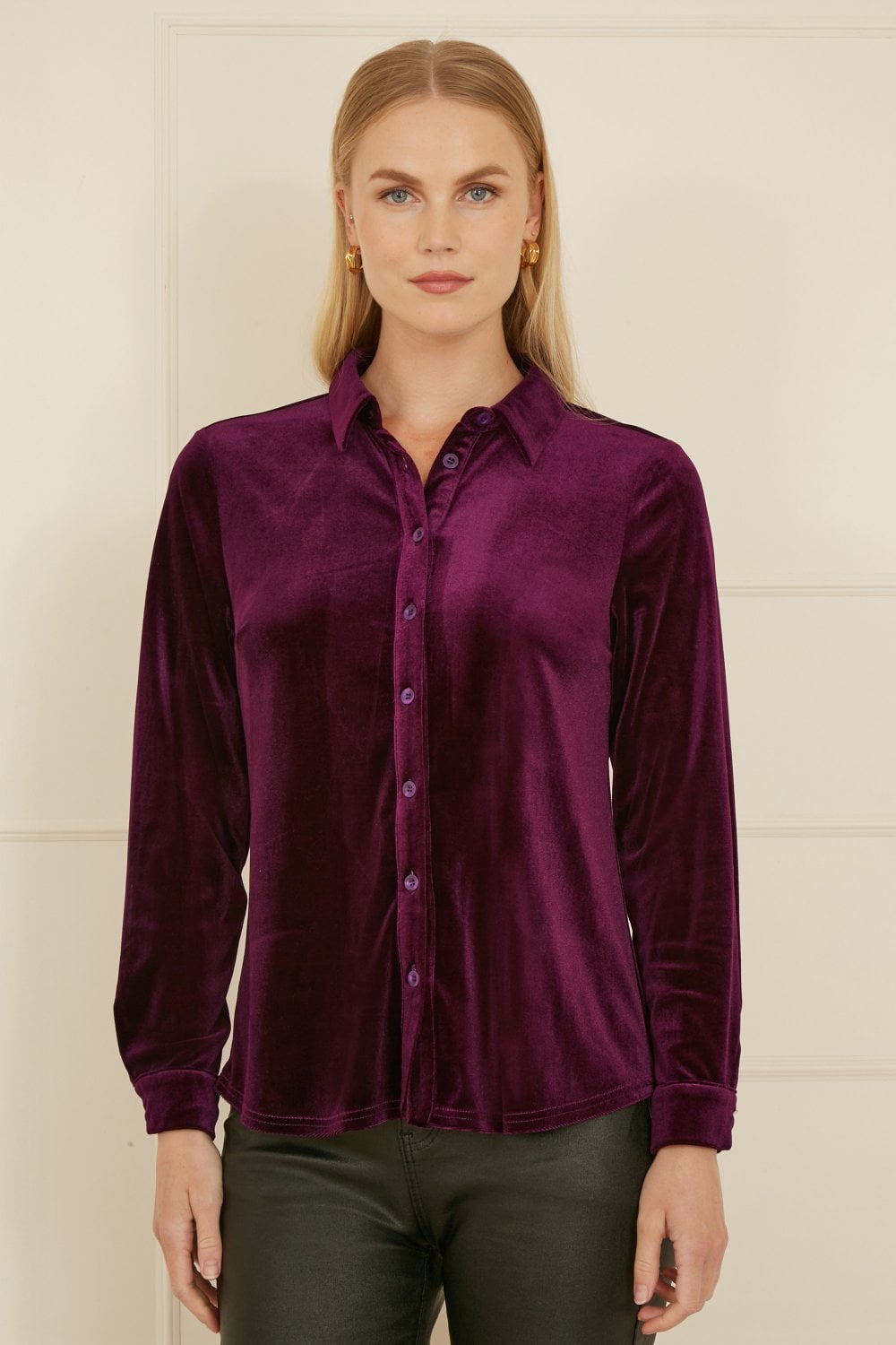 Yumi Velvet Relaxed Shirt for Casual Comfort