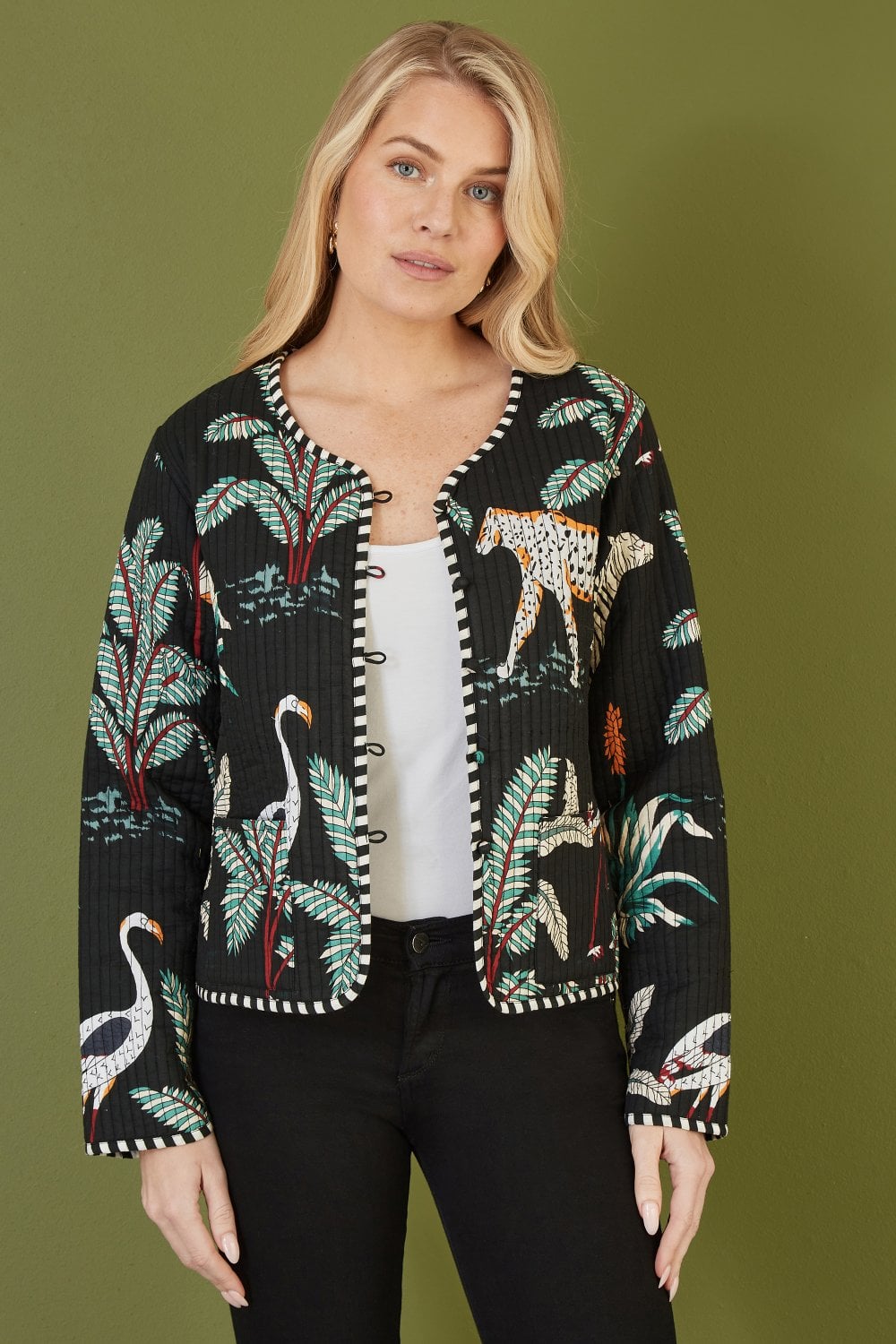 Reversible Cropped Quilted Jacket - Black Animal Print
