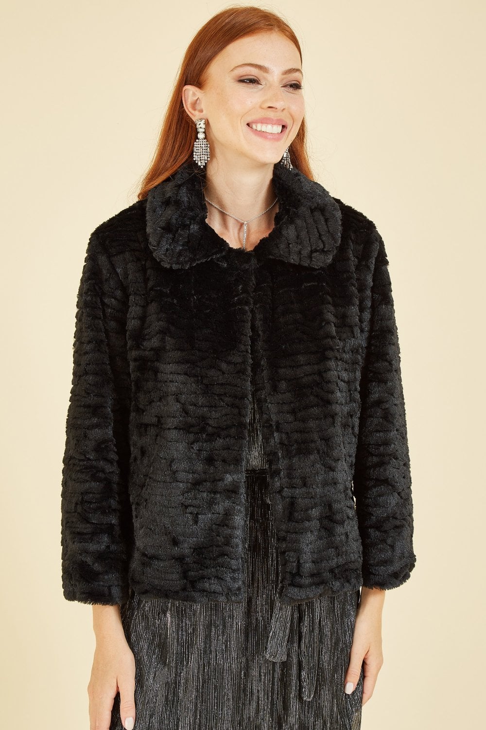 Black Faux Fur Jacket for Women – Stylish Short Coat